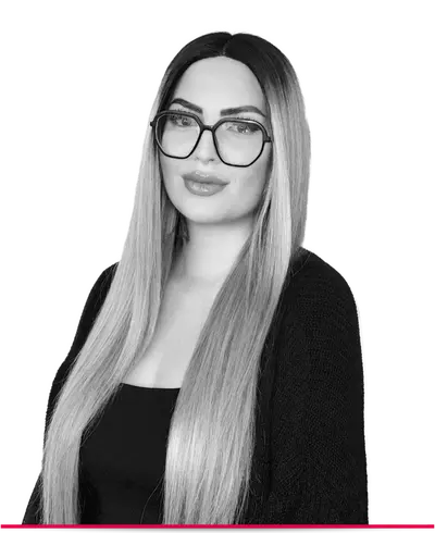 Estefania Lezakov